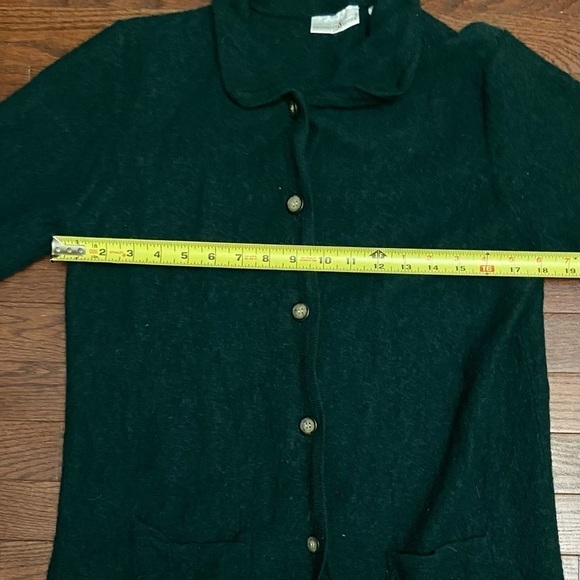 Vintage Womens M 100% Wool Sweater Cardigan Evergreen Button Up With Pockets - Picture 12 of 12